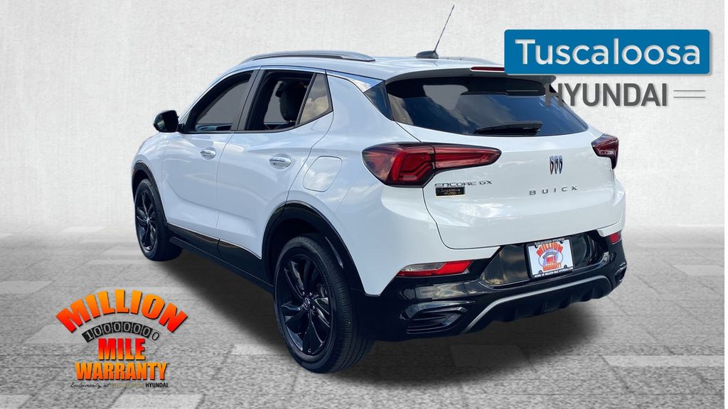 2024 Buick Encore GX Sport Touring photo 2