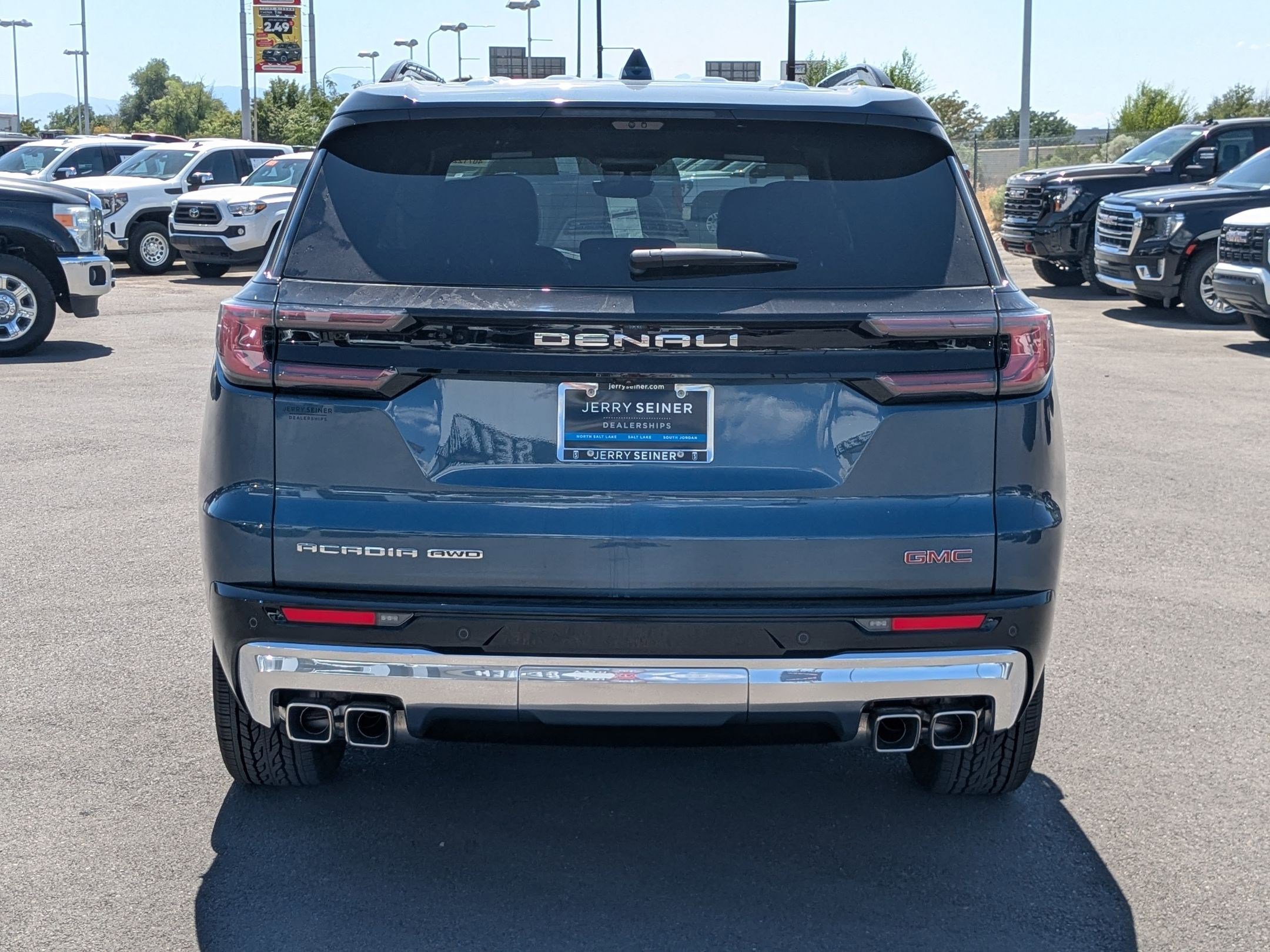 2026 Gmc Acadia Denali photo 3