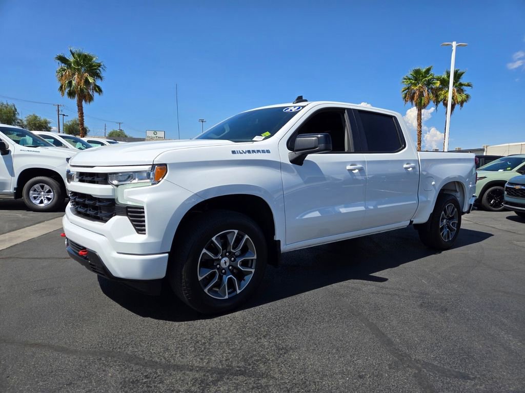 2024 Chevrolet Silverado 1500 RST photo 2
