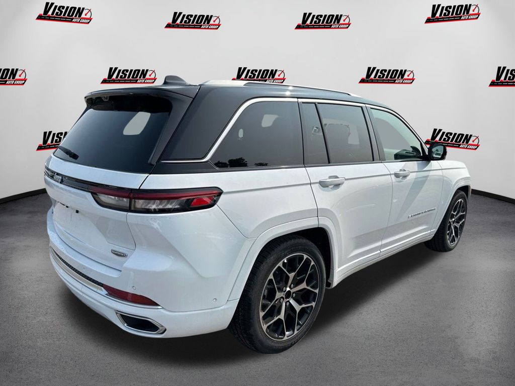 2023 Jeep Grand Cherokee Summit Reserve 4xe photo 3