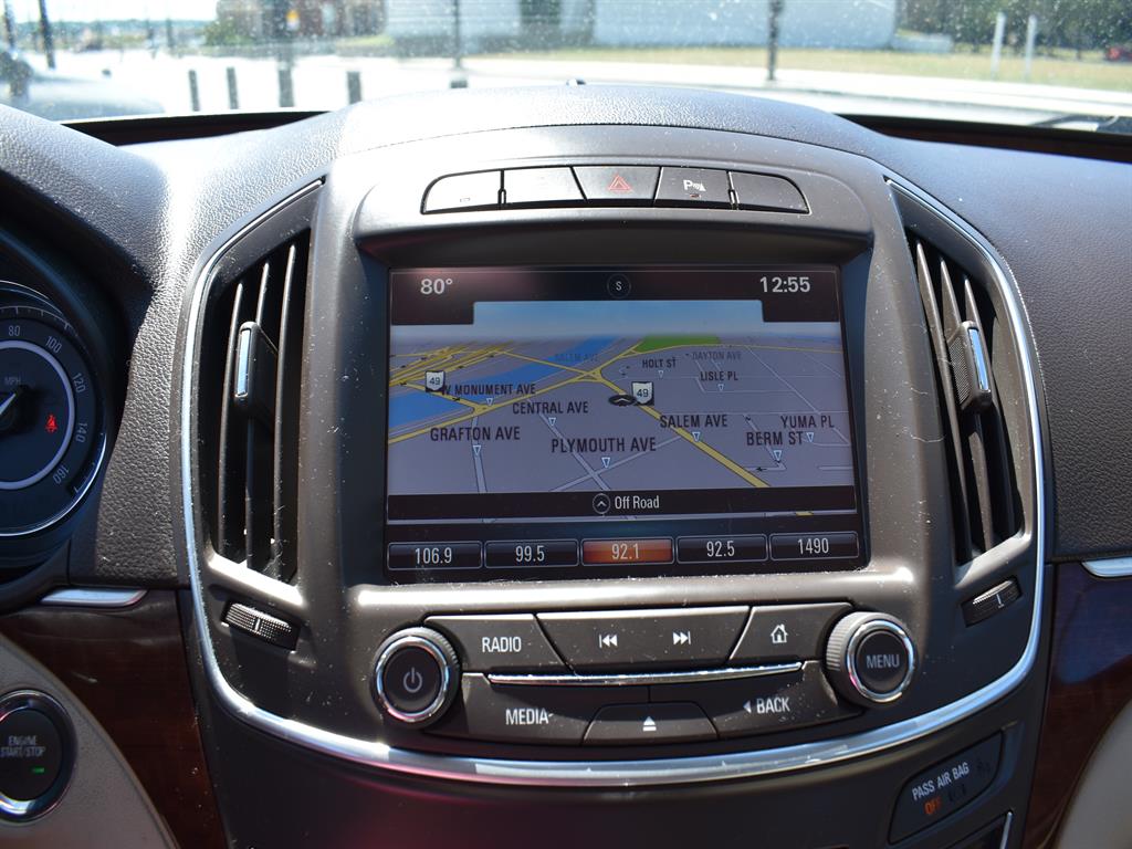 2016 Buick Regal Premium II photo 9