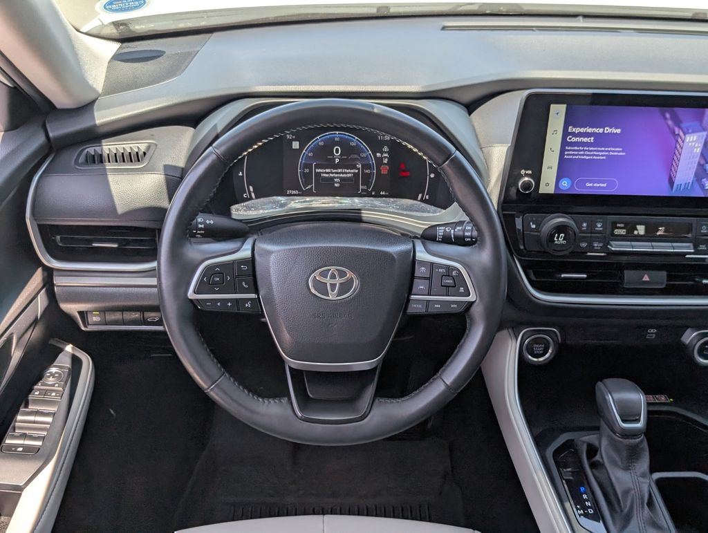 2024 Toyota Grand Highlander Limited photo 23