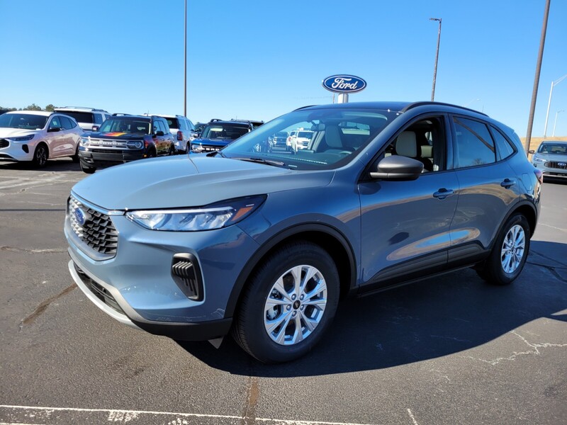 2025 Ford Escape Active photo 3
