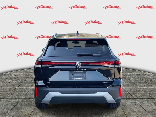 2025 Volkswagen Tiguan SE photo 4