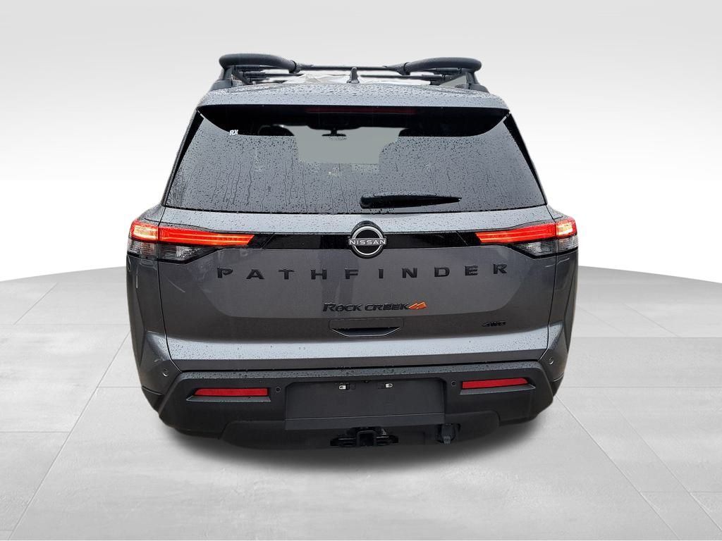 2025 Nissan Pathfinder Rock Creek photo 3