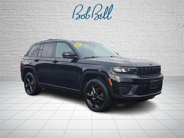 2023 Jeep Grand Cherokee Altitude's photo