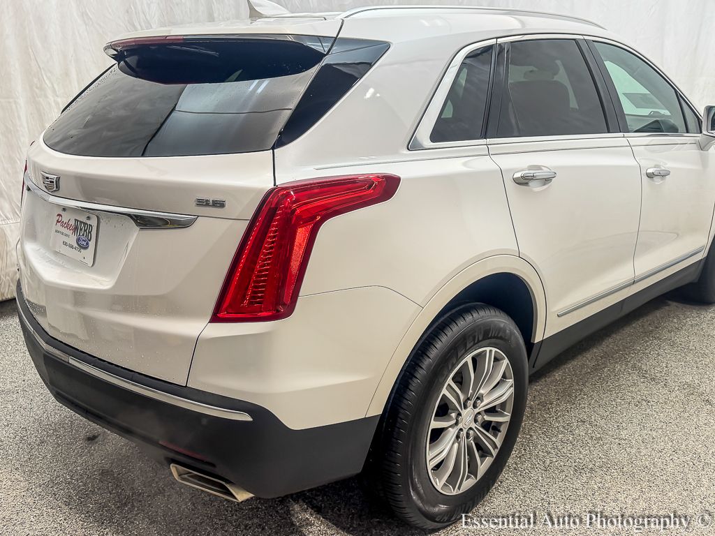 2017 CADILLAC XT5 - Image 8