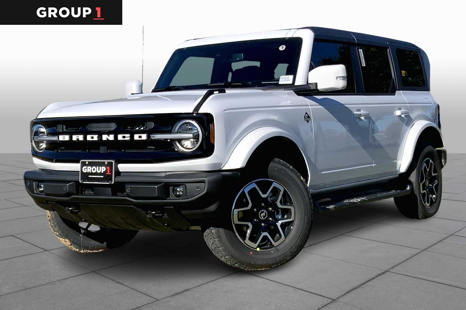 2025 Ford Bronco 4-Door Outer Banks's photo