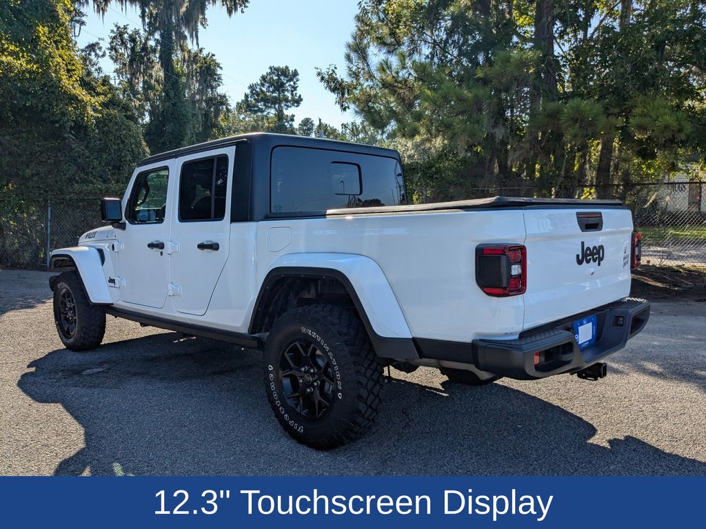 2024 Jeep Gladiator Willys photo 6