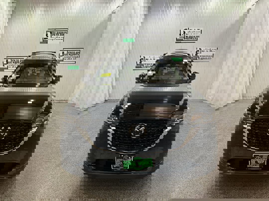 2025 Mazda CX-5 2.5 S Preferred photo 2