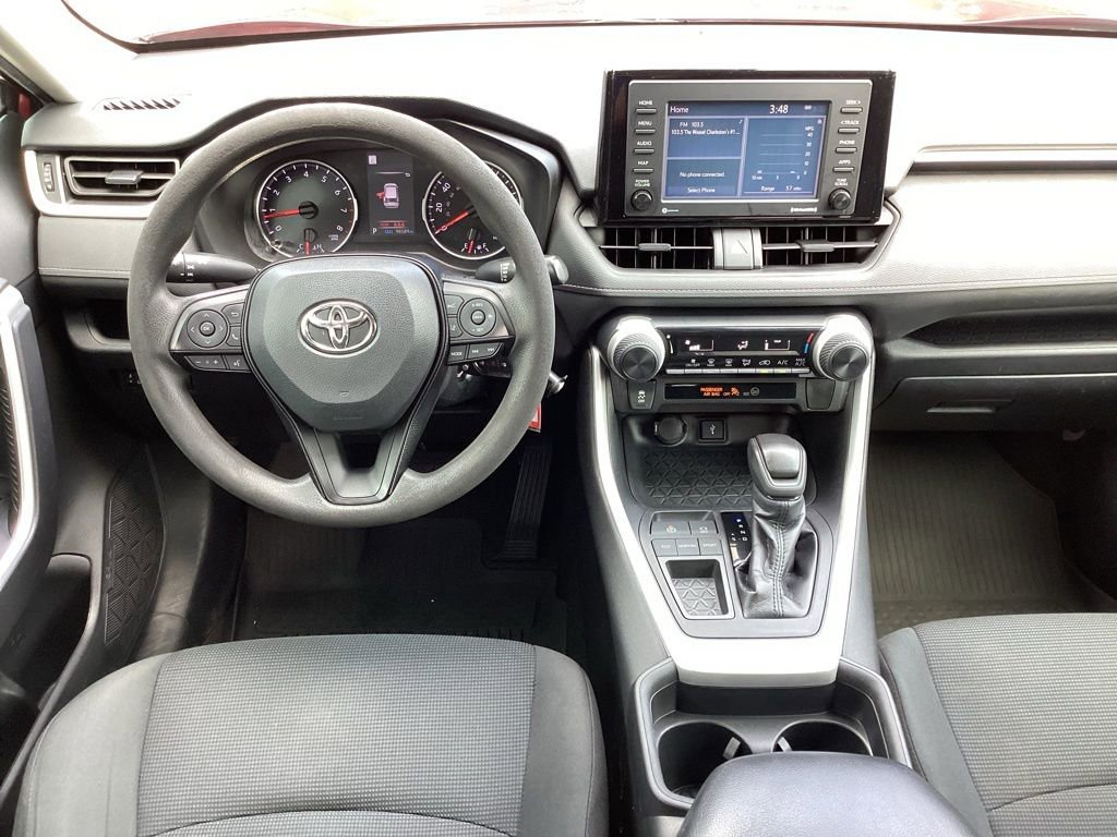 2020 Toyota RAV4 LE photo 22