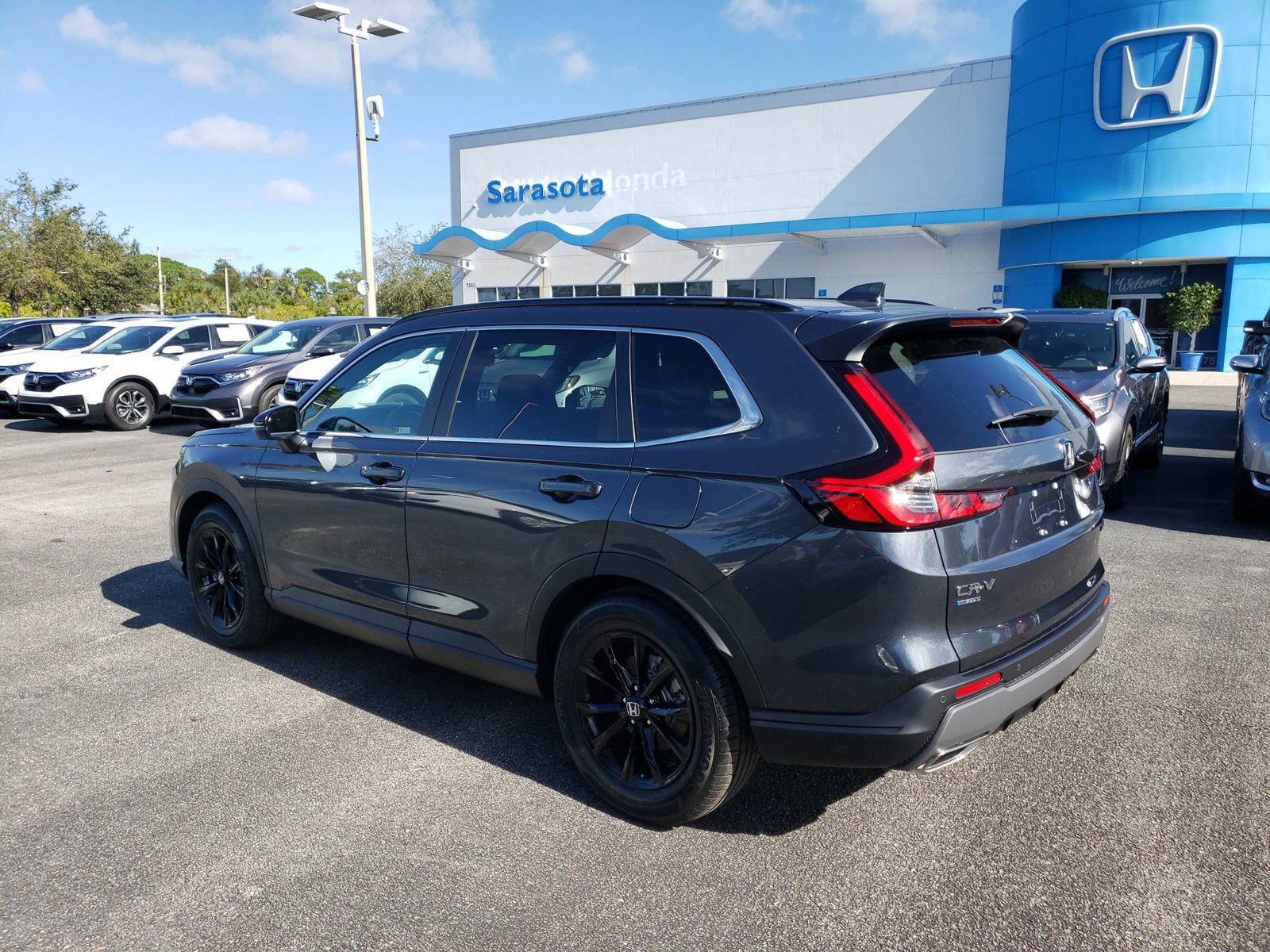 2025 Honda CR-V Hybrid Sport-L photo 7
