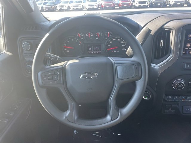 2025 Chevrolet Silverado 2500HD Custom photo 14
