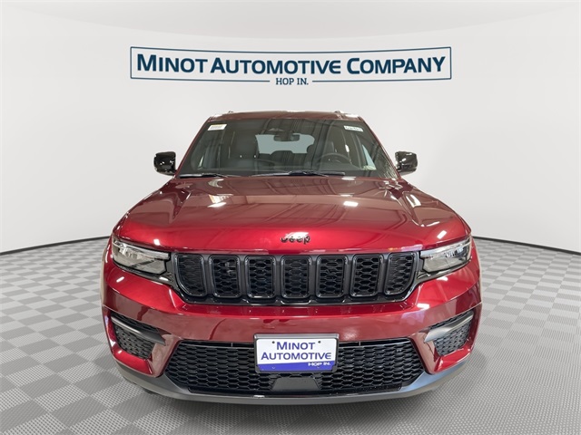 2025 Jeep Grand Cherokee Altitude X photo 3
