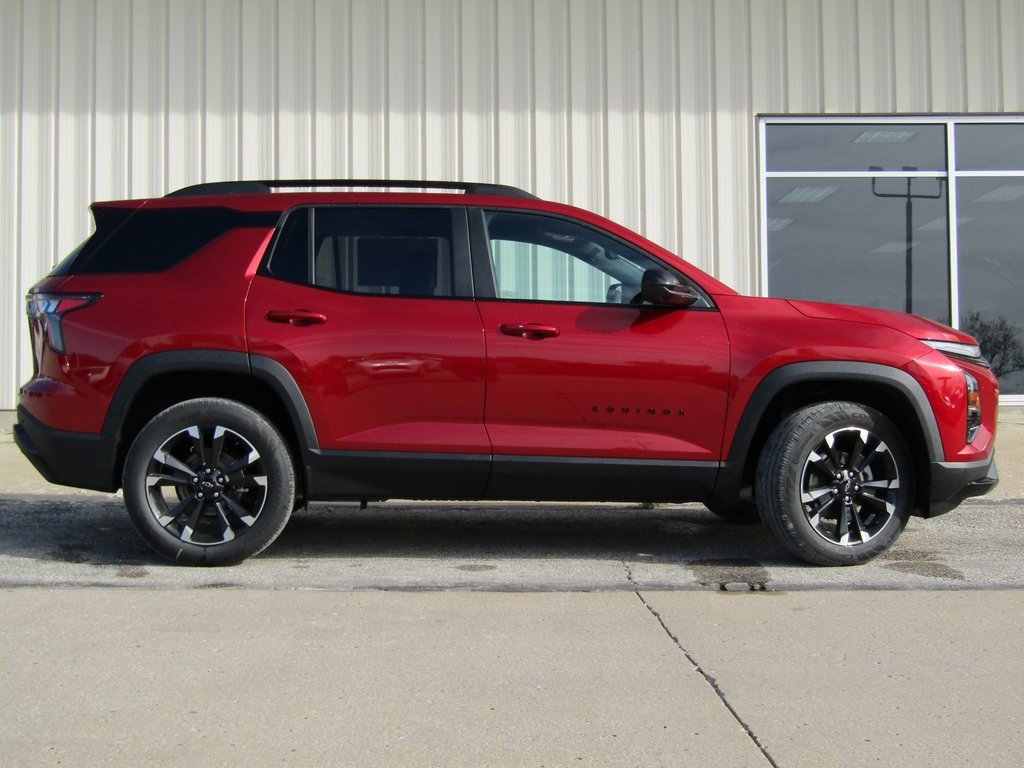 2026 Chevrolet Equinox RS photo 2