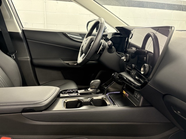 2025 Lexus NX Premium photo 27