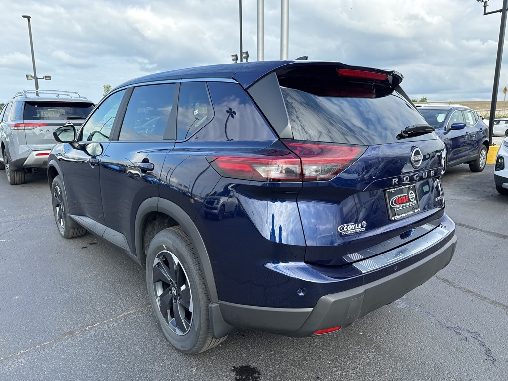2026 Nissan Rogue SV photo 6