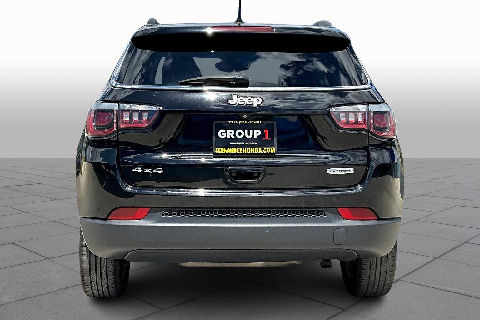2018 Jeep Compass Latitude photo 4