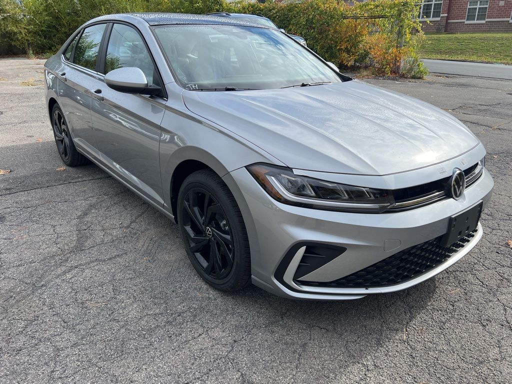 2026 Volkswagen Jetta 1.5T SE photo 3