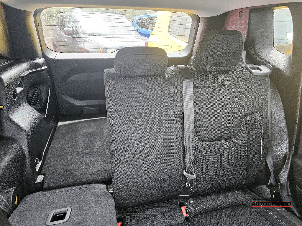 2023 Jeep Renegade Latitude Upland photo 3