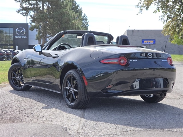 2025 Mazda MX-5 Miata Miata Sport photo 2