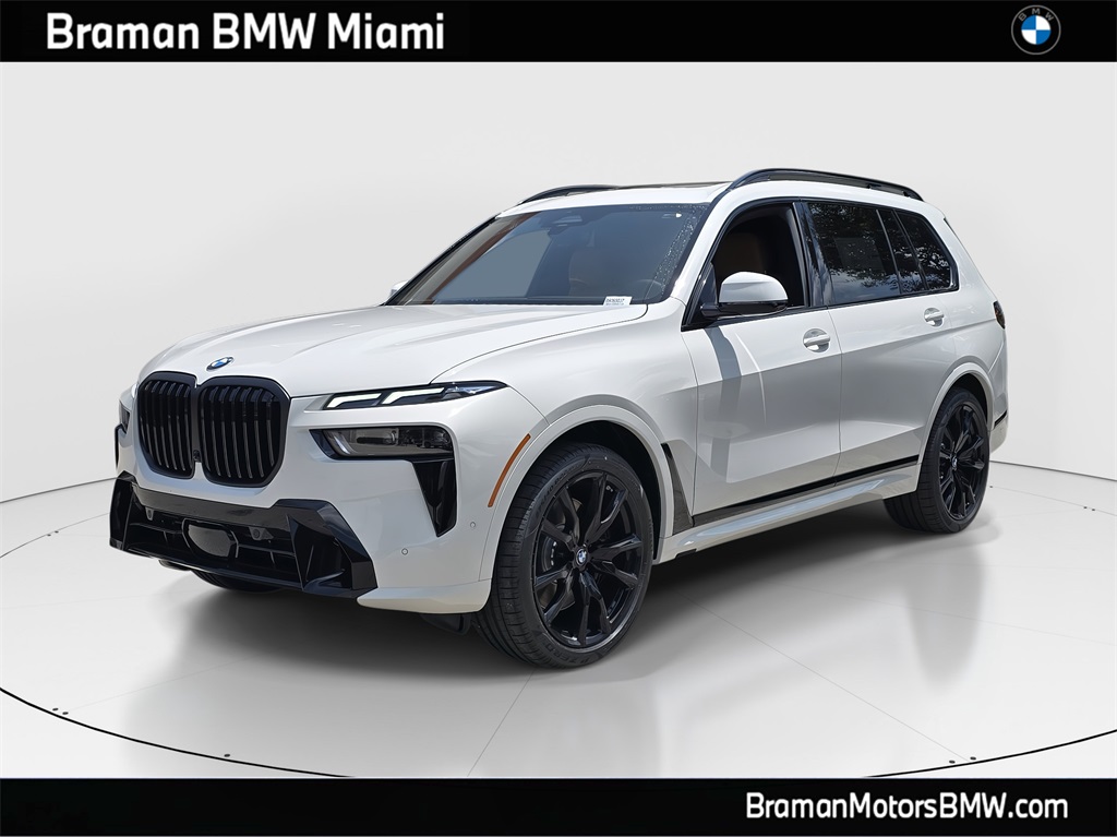 2026 BMW X7 40i's photo