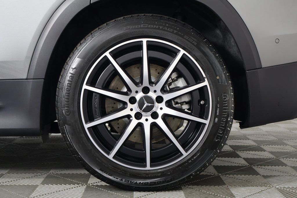 2026 Mercedes Benz GLB 35 AMG 4MATIC photo 10