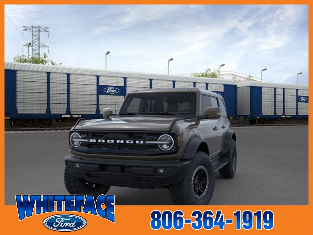 2025 Ford Bronco Outer Banks photo 2