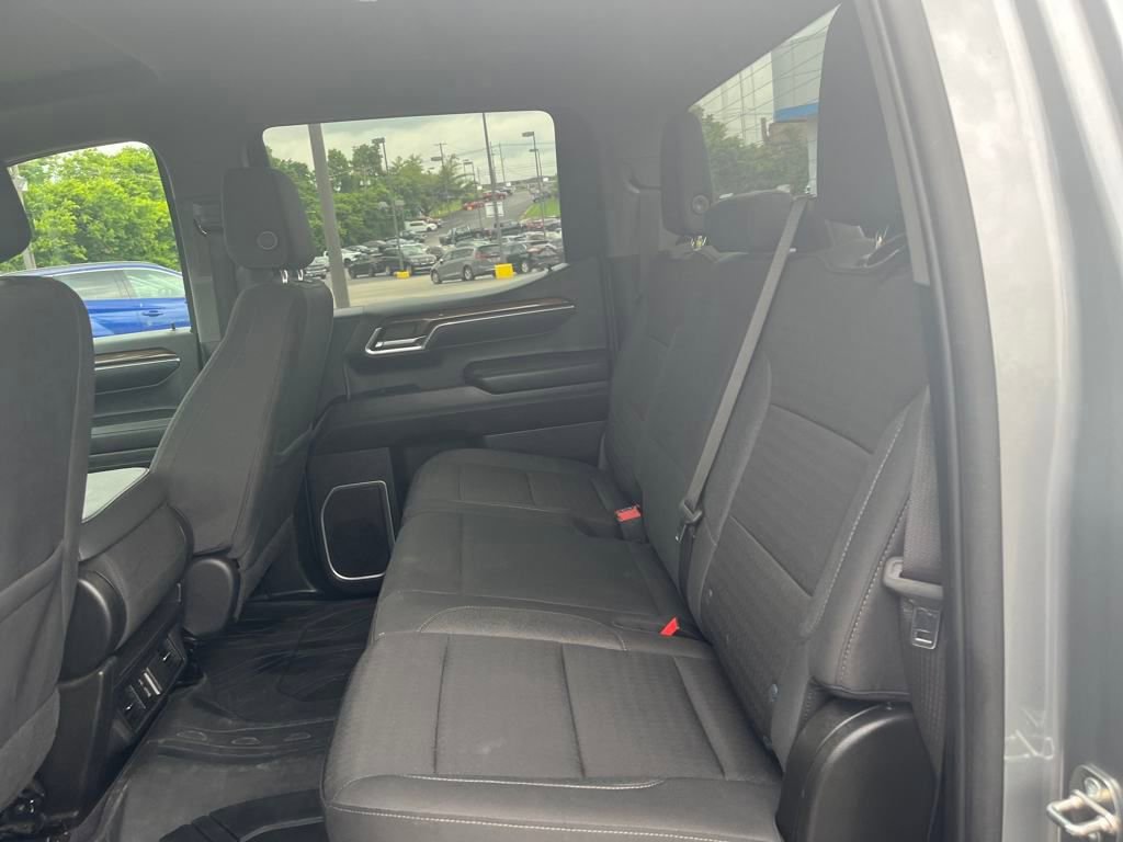 2023 Chevrolet Silverado 1500 LT photo 19