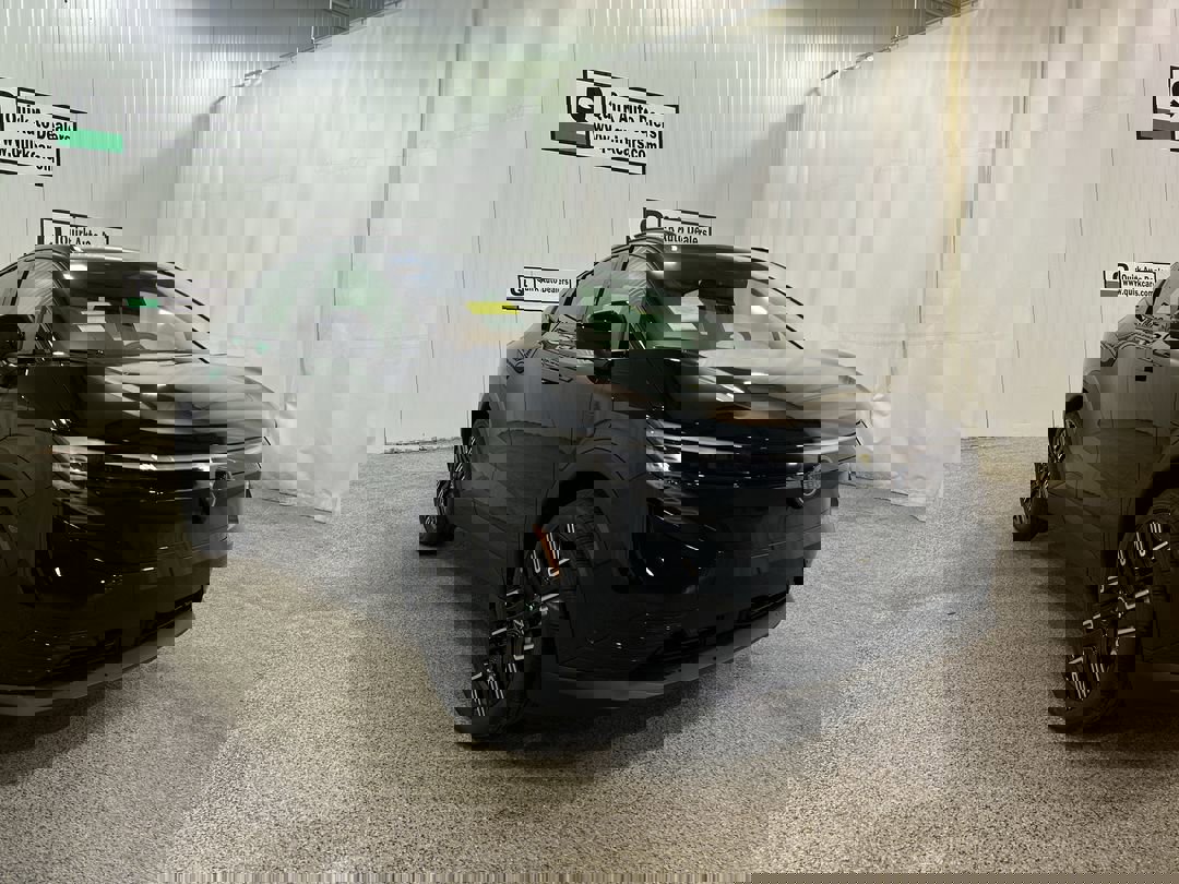 2026 Nissan LEAF Platinum+'s photo