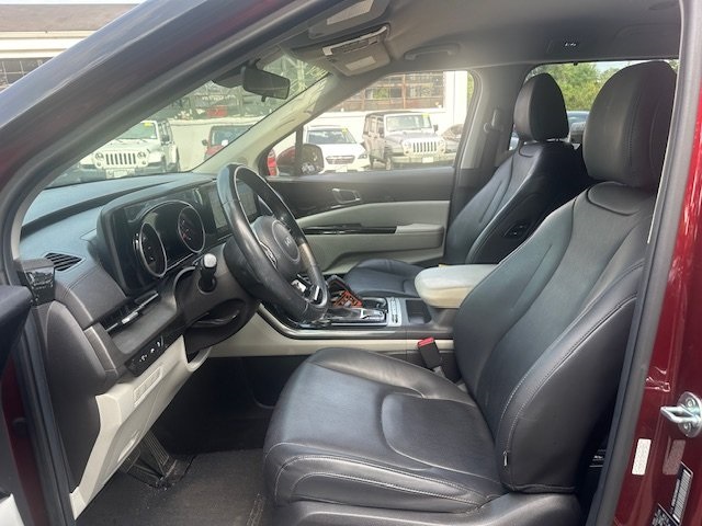 2022 Kia Carnival SX photo 3