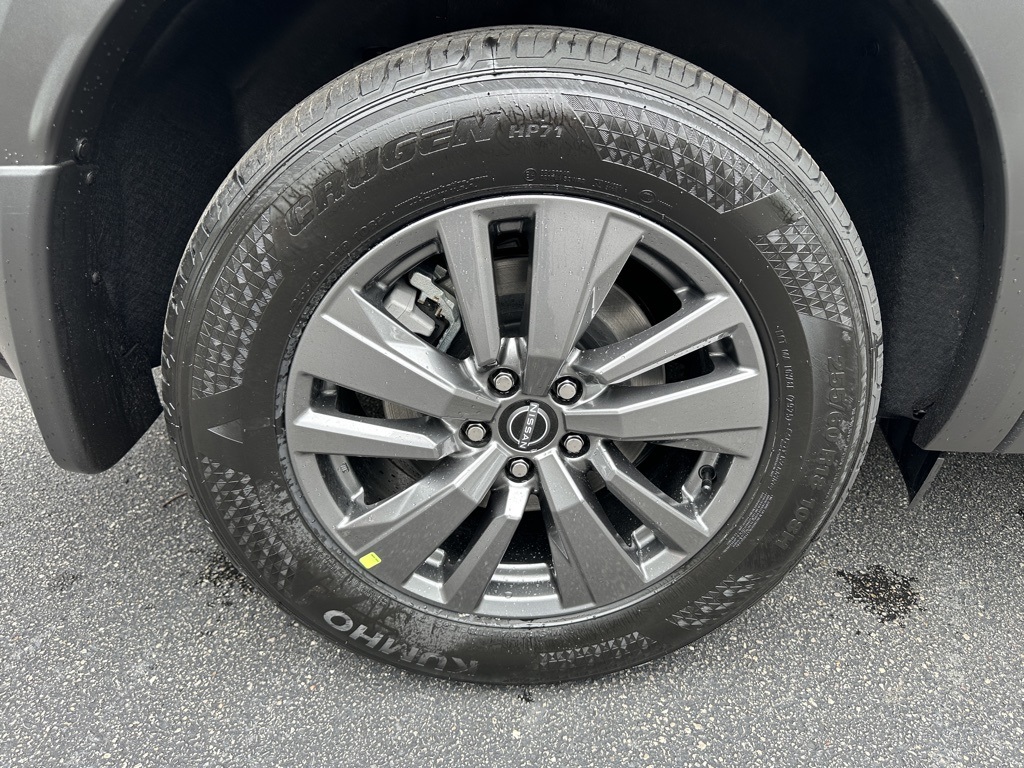 2025 Nissan Pathfinder SV photo 10