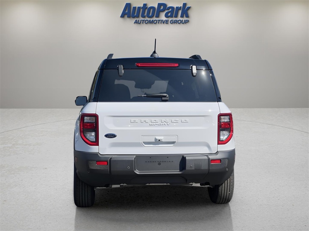 2025 Ford Bronco Sport Outer Banks photo 2