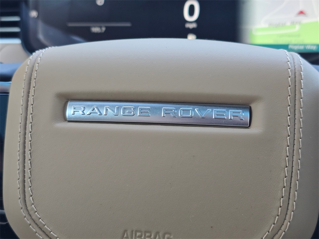 2025 Land Rover Range Rover Sport SE photo 18