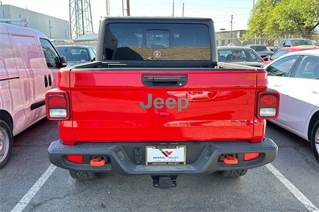 2023 Jeep Gladiator Mojave photo 2