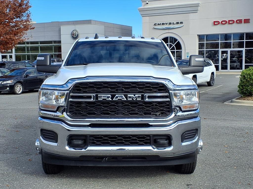 2024 Ram 3500 Tradesman photo 2