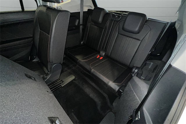2024 Volkswagen Tiguan Wolfsburg Edition photo 19