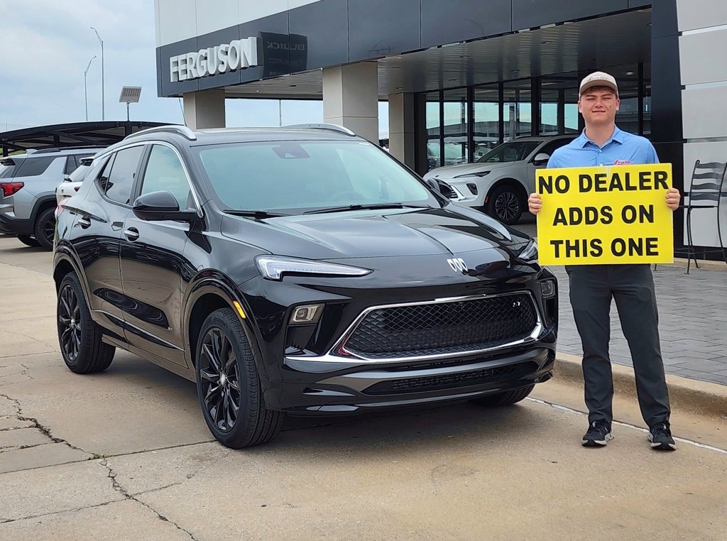 2026 Buick Encore GX Sport Touring's photo