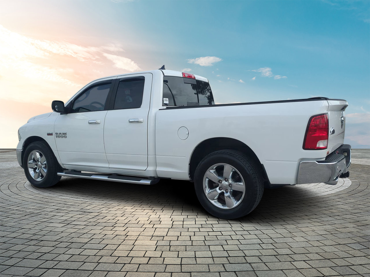 2017 Ram 1500 SLT photo 5
