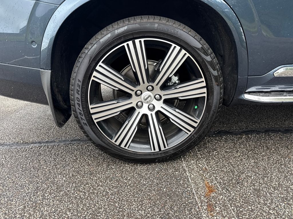 2025 Volvo XC90 Plus photo 24