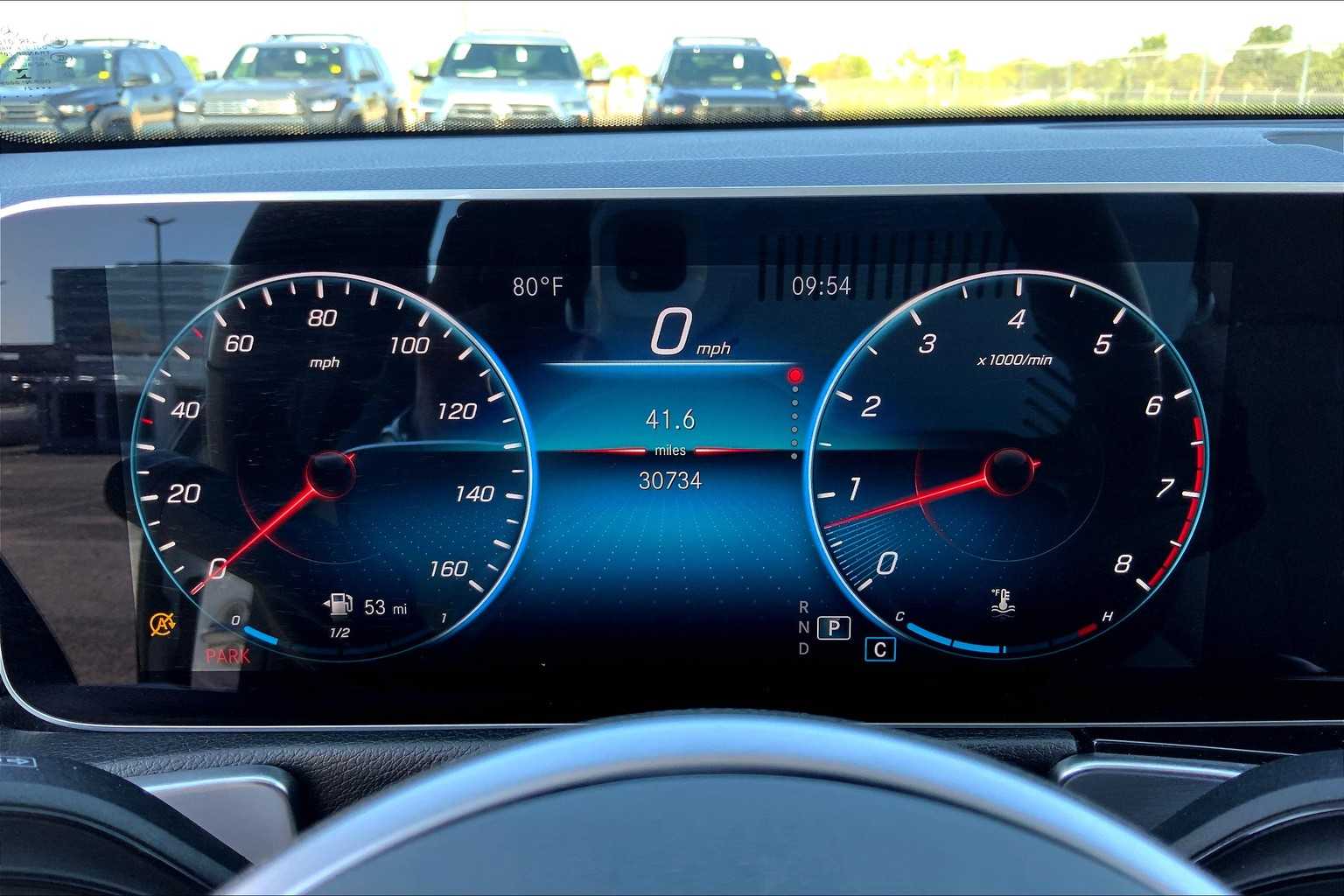 2021 Mercedes Benz GLB 250 photo 24
