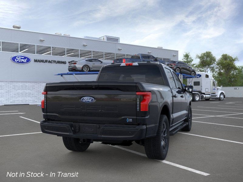 2025 Ford F-150 Lightning photo 4