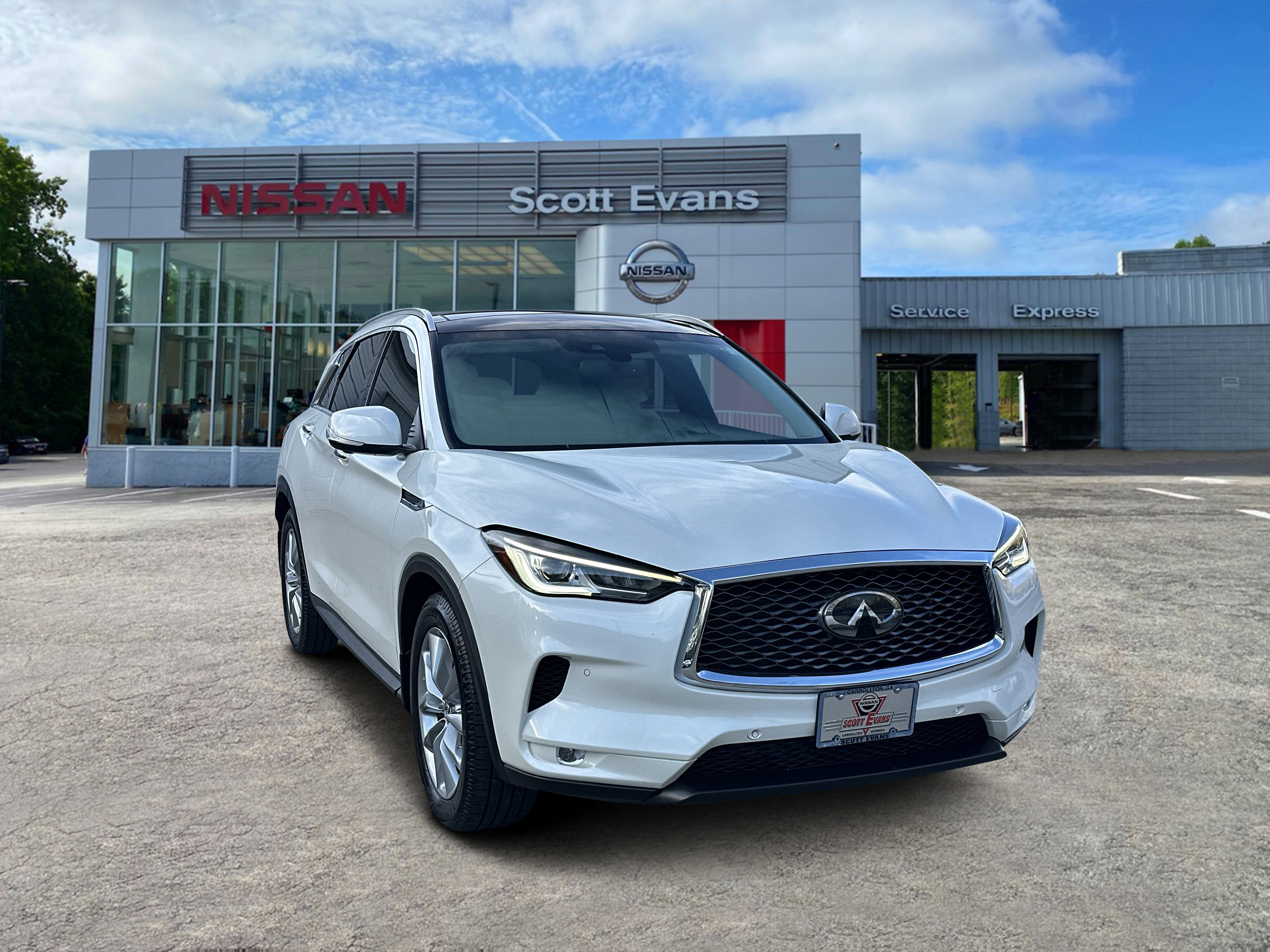 2022 INFINITI QX50 Essential's photo