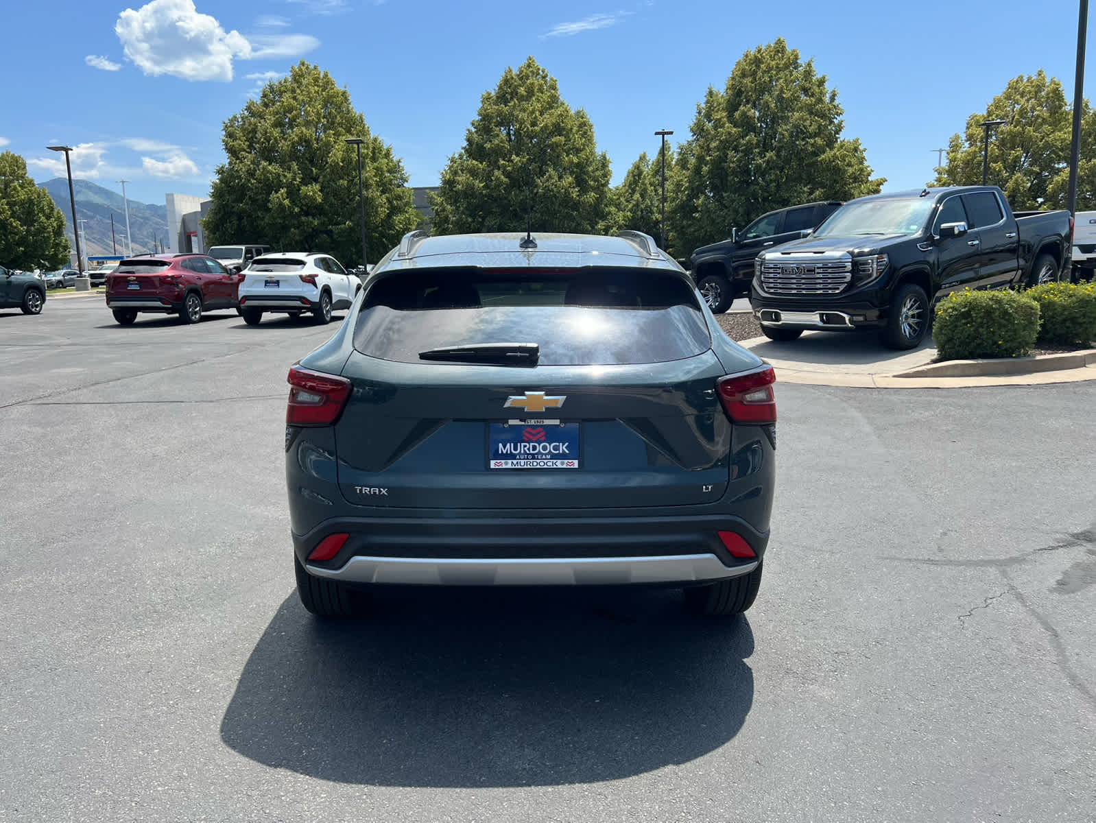 2025 Chevrolet Trax photo 3