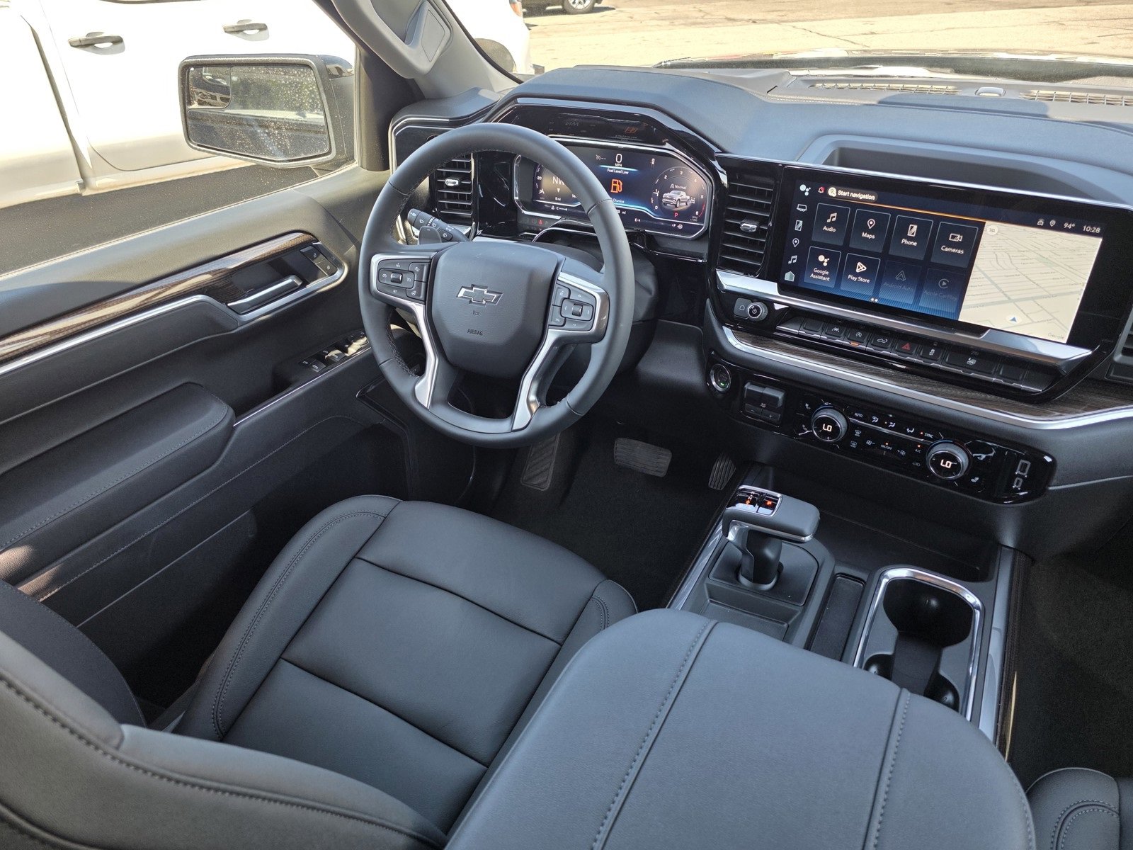 2025 Chevrolet Silverado 1500 RST photo 15