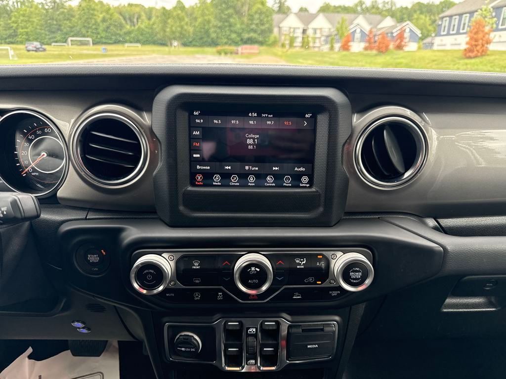 2021 Jeep Wrangler Unlimited Sahara Sport photo 20
