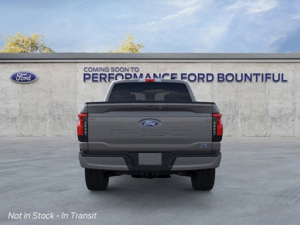 2025 Ford F-150 Lightning photo 3