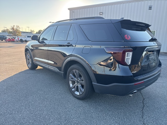 2023 Ford Explorer XLT photo 4