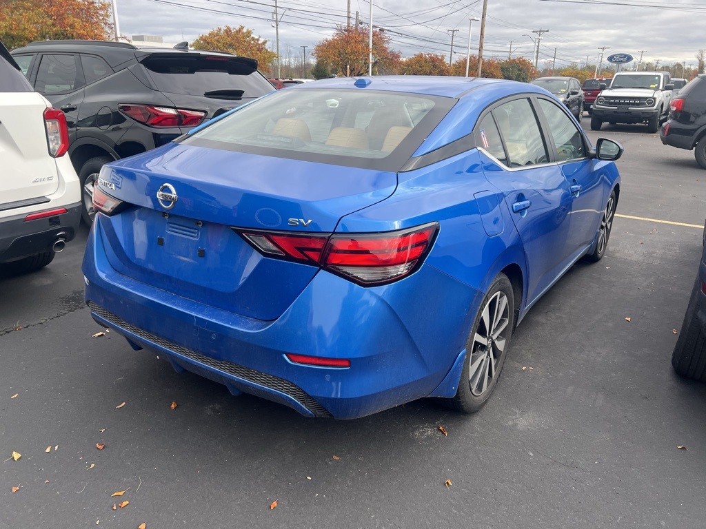 2022 Nissan Sentra SV photo 2