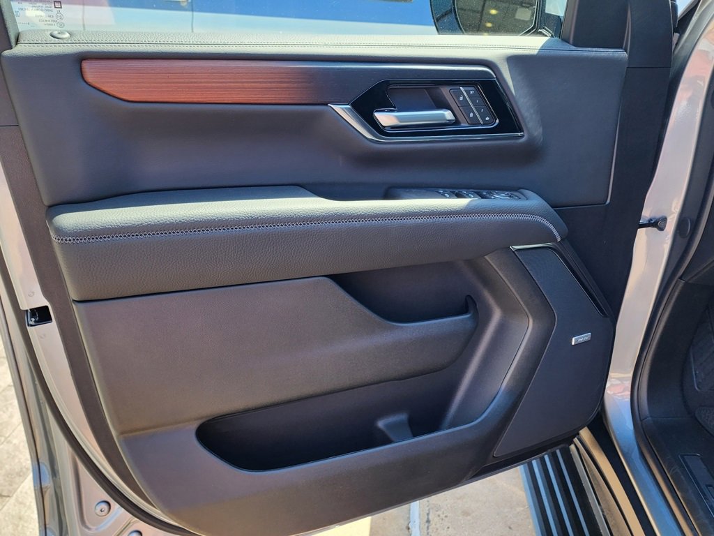 2026 Gmc Yukon Denali photo 8